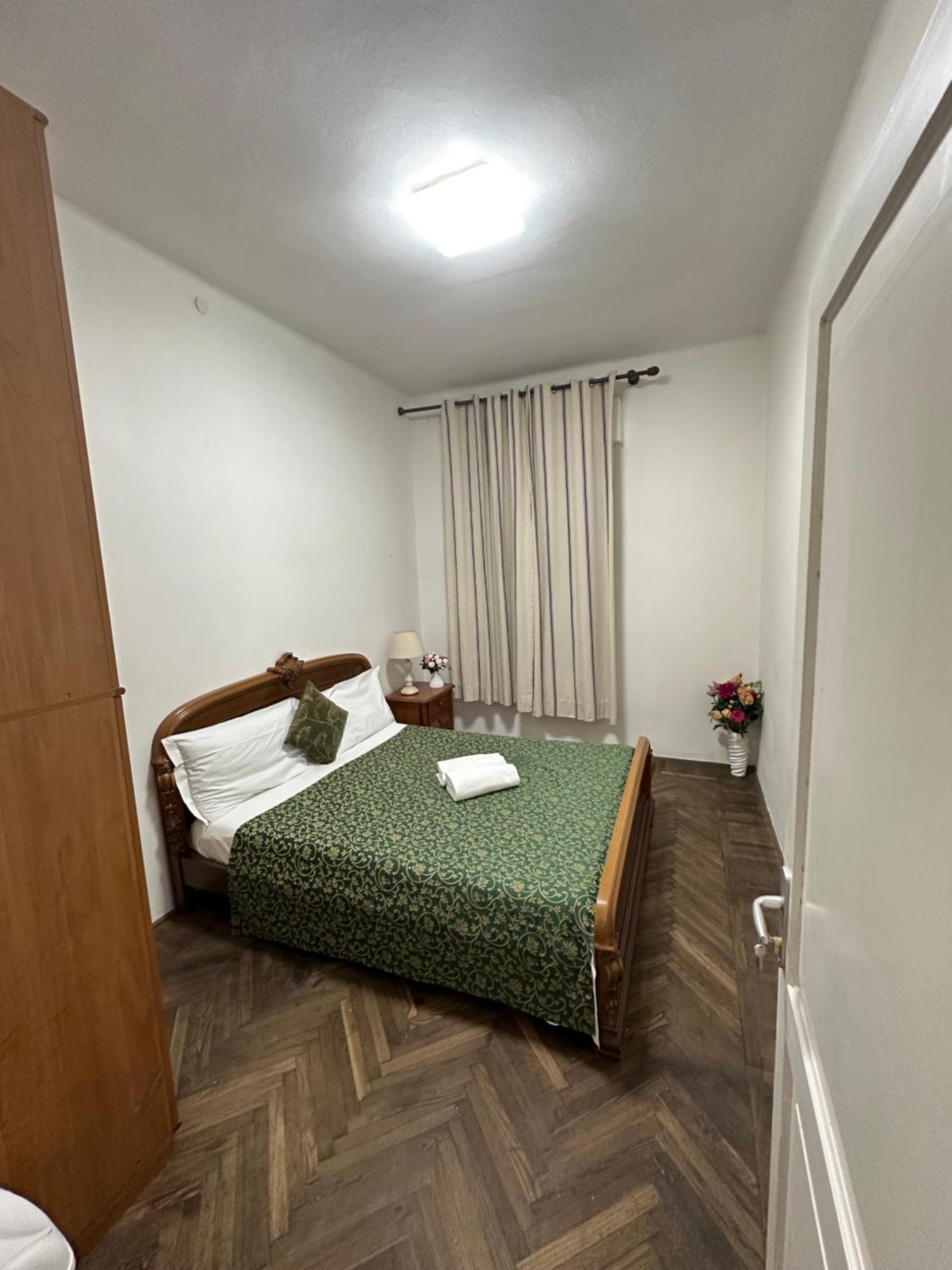 Apartment Arham Bembo 13 *